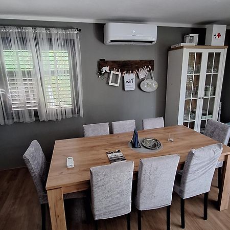 House Kupa MB Villa Petrinja Bagian luar foto